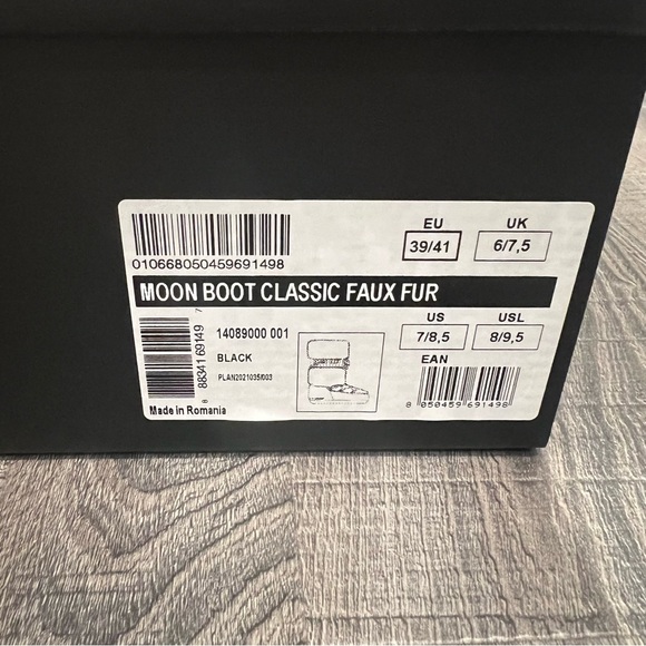 Moon Boot tall Icon black faux fur boots - Picture 14 of 14